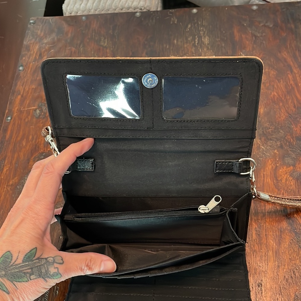 Wallet On A String - image 4